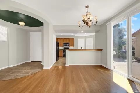 2402 White Dr, Fairfield, CA 94533 photo 15