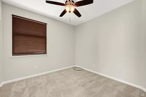 2402 White Dr, Fairfield, CA 94533 photo 35