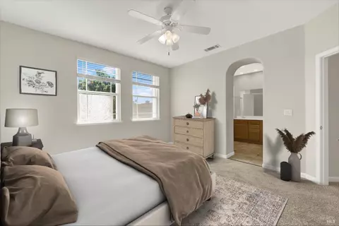 2402 White Dr, Fairfield, CA 94533 photo 40