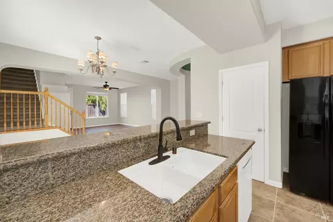 2402 White Dr, Fairfield, CA 94533 photo 24