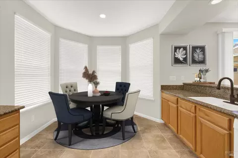 2402 White Dr, Fairfield, CA 94533 photo 21