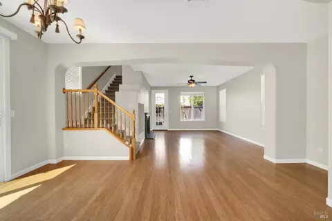 2402 White Dr, Fairfield, CA 94533 photo 16