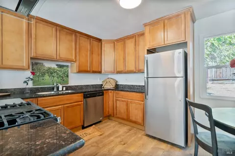 826 Fulton Ave, Vallejo, CA 94591 photo 9
