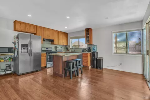 110 Mulberry St, Vallejo, CA 94589 photo 6