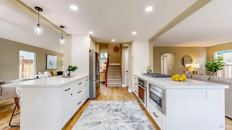 529 White Birch Ln, Windsor, CA 95492 photo 5