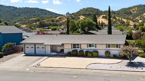 1492 Despina Dr, Ukiah, CA 95482