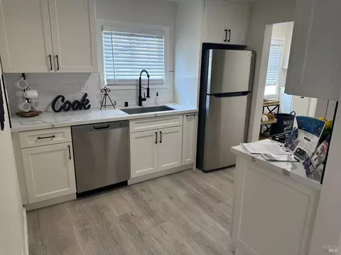 95 14th St, Vallejo, CA 94590 photo 10