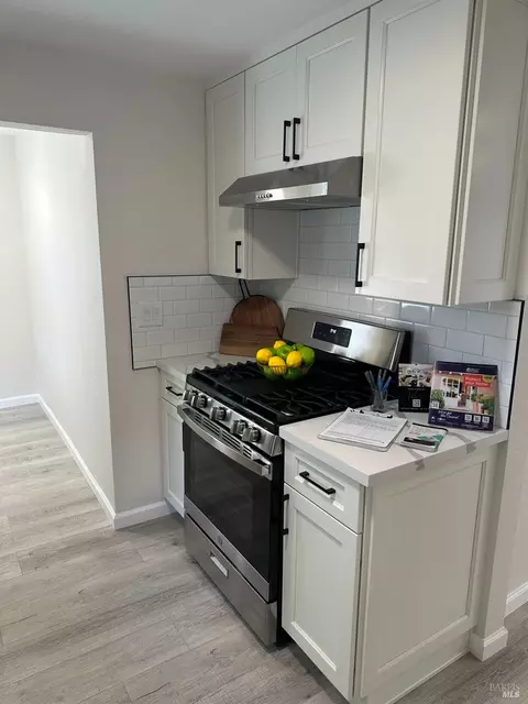 95 14th St, Vallejo, CA 94590 photo 8