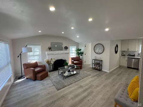 95 14th St, Vallejo, CA 94590 photo 6