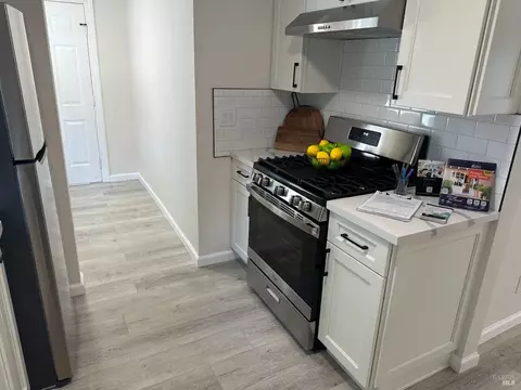 95 14th St, Vallejo, CA 94590 photo 9
