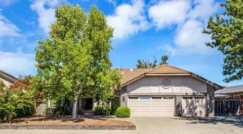 224 Lea St, Windsor, CA 95492