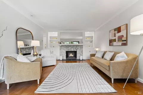 1579 Lincoln Ave #206, San Rafael, CA 94901