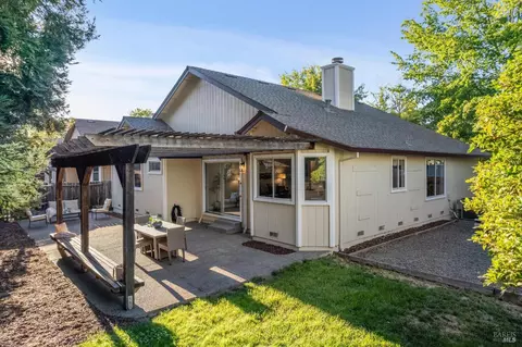 352 Biggs Ct, Windsor, CA 95492 photo 26