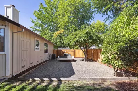 352 Biggs Ct, Windsor, CA 95492 photo 25
