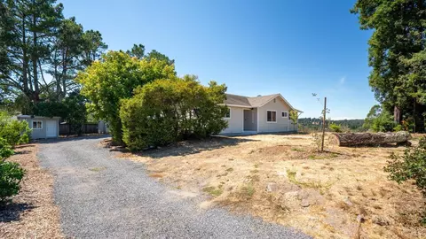 Exterior - 1286 Sexton Rd, Sebastopol, CA 95472 photo 4 of 27