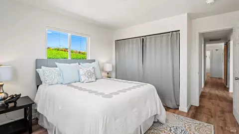Bedroom - 1286 Sexton Rd, Sebastopol, CA 95472 photo 5 of 5