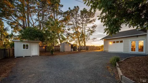 Exterior - 1286 Sexton Rd, Sebastopol, CA 95472 photo 16 of 27