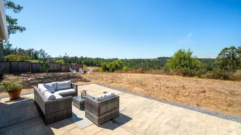Exterior - 1286 Sexton Rd, Sebastopol, CA 95472 photo 7 of 27