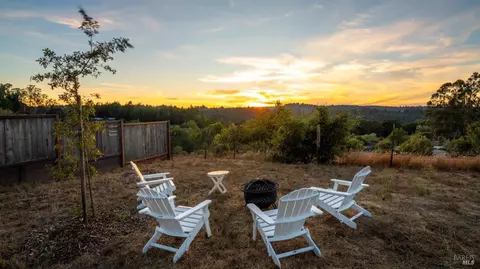 Exterior - 1286 Sexton Rd, Sebastopol, CA 95472 photo 21 of 27