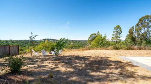 Exterior - 1286 Sexton Rd, Sebastopol, CA 95472 photo 12 of 27