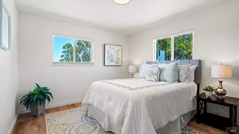 Bedroom - 1286 Sexton Rd, Sebastopol, CA 95472 photo 3 of 5