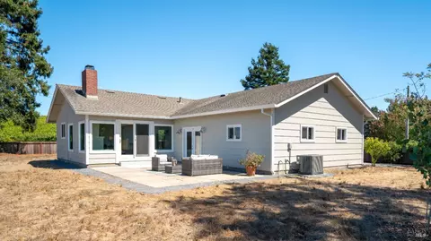 Exterior - 1286 Sexton Rd, Sebastopol, CA 95472 photo 10 of 27