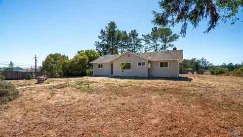 Exterior - 1286 Sexton Rd, Sebastopol, CA 95472 photo 11 of 27
