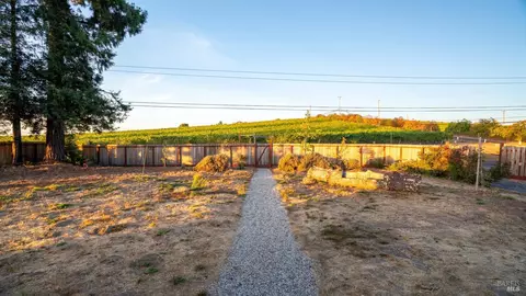 Exterior - 1286 Sexton Rd, Sebastopol, CA 95472 photo 15 of 27