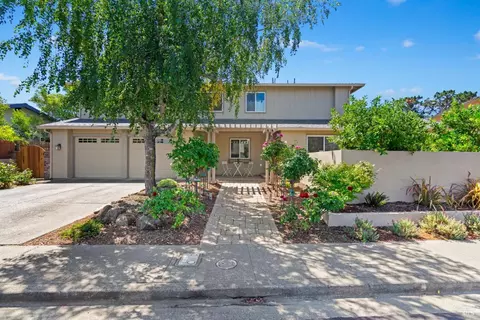408 Larkin Dr, Benicia, CA 94510