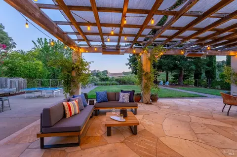 1033 Stonebridge Dr, Napa, CA 94558 photo 43