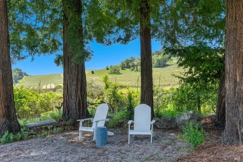 1033 Stonebridge Dr, Napa, CA 94558 photo 2