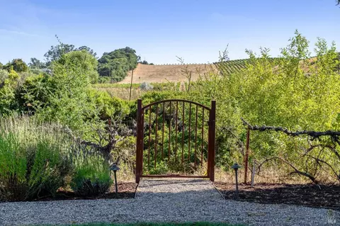 1033 Stonebridge Dr, Napa, CA 94558 photo 45