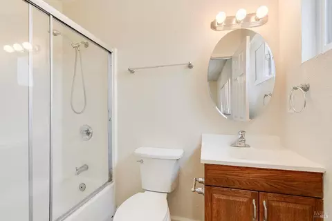 100 Janice St, Vallejo, CA 94589 photo 17