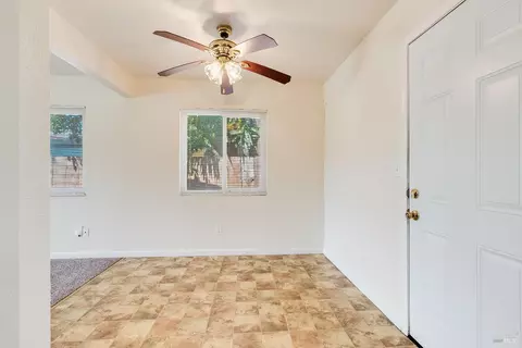 100 Janice St, Vallejo, CA 94589 photo 9