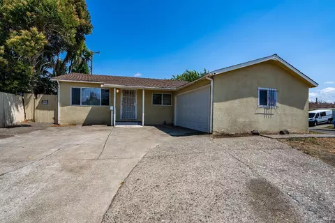 100 Janice St, Vallejo, CA 94589 photo 2