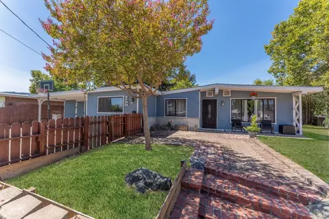 1798 Elm St, Ukiah, CA 95482