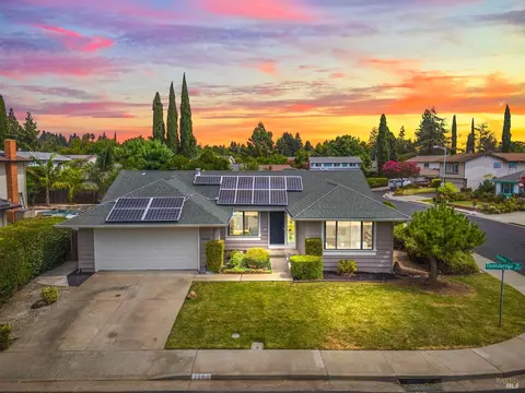 3350 Ticonderoga Dr, Fairfield, CA 94534