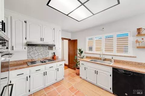1815 Cambridge Dr, Alameda, CA 94501 photo 29