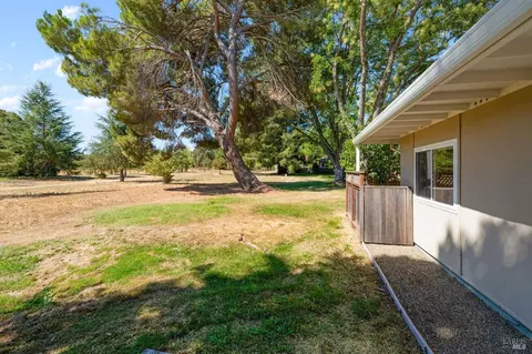 142 Temelec Cir, Sonoma, CA 95476 photo 29