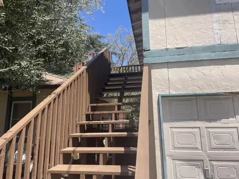 561 E D St, Dixon, CA 95620 photo 2