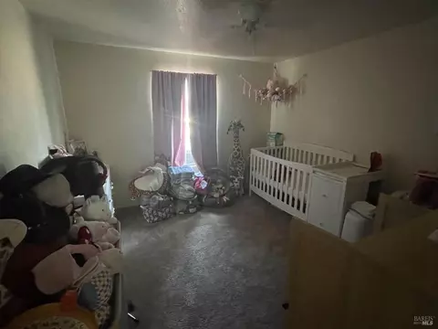 561 E D St, Dixon, CA 95620 photo 7