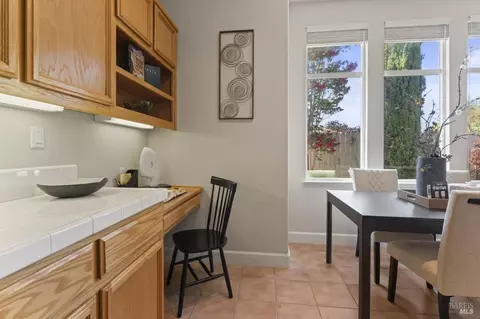 8016 Vertine Ct, Vallejo, CA 94591 photo 13