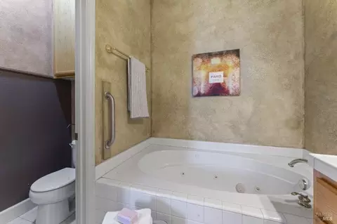 8016 Vertine Ct, Vallejo, CA 94591 photo 23