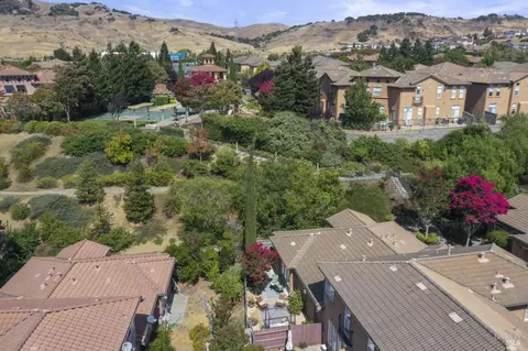 8016 Vertine Ct, Vallejo, CA 94591 photo 37