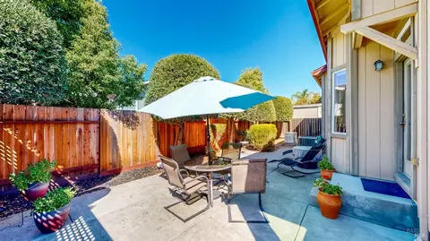 7825 Carano Way, Windsor, CA 95492 photo 56