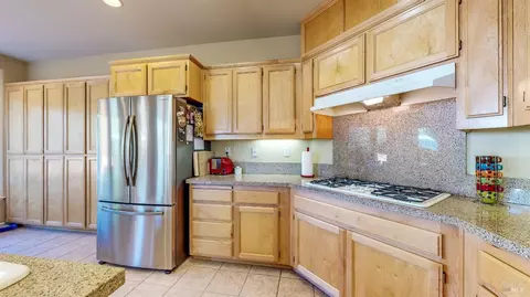 7825 Carano Way, Windsor, CA 95492 photo 17