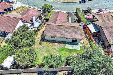 View/Area - 193 Diamond Ct, Fairfield, CA 94533 photo 3 of 5