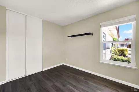 Bedroom - 193 Diamond Ct, Fairfield, CA 94533 photo 2 of 9
