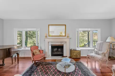128 Knoll Cir, Saint Helena, CA 94574