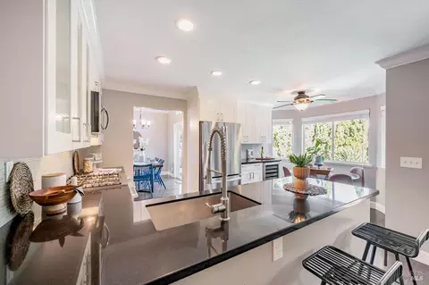 399 Wilson Ln, Windsor, CA 95492 photo 8